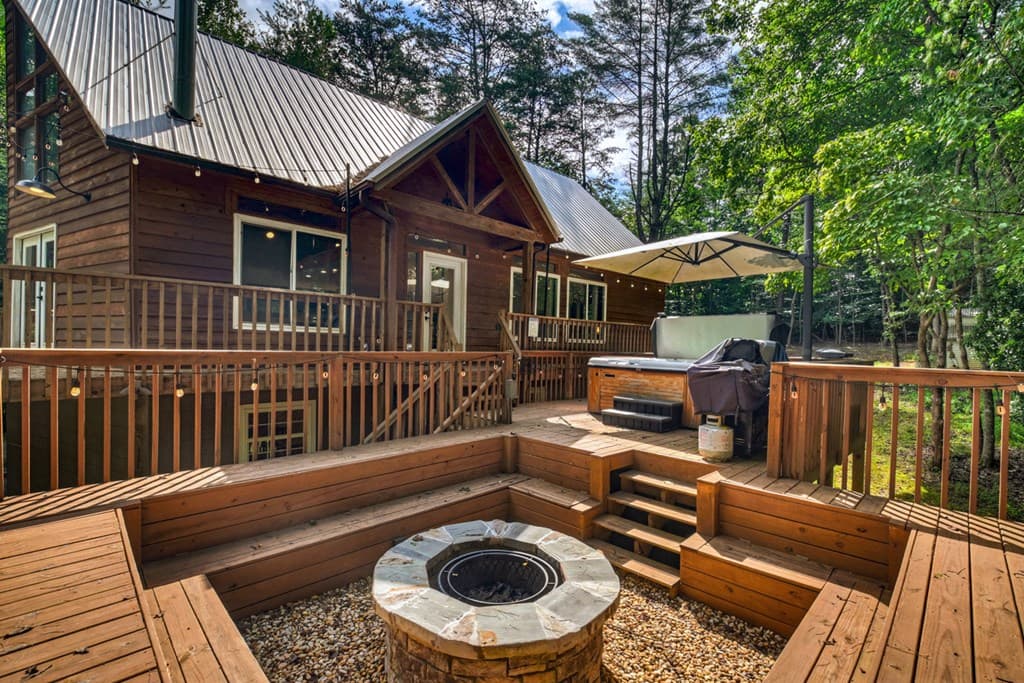 2 Watson Gap Road, Mineral Bluff GA 30559 - Photo