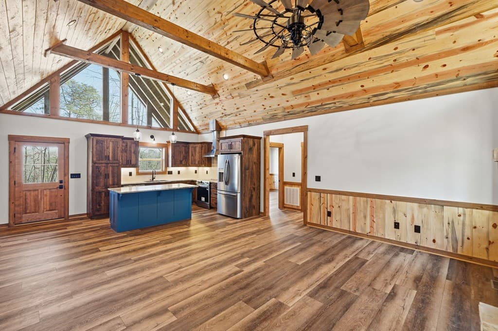 835 Hilton Drive, Ellijay GA 30540 - Photo