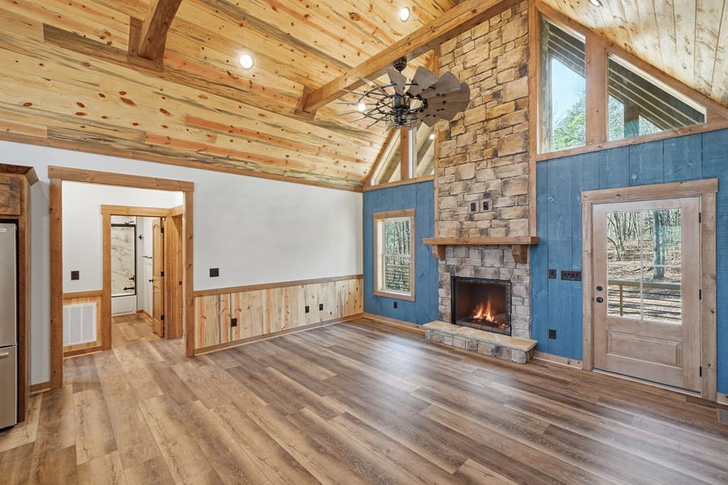 835 Hilton Drive, Ellijay GA 30540 - Photo