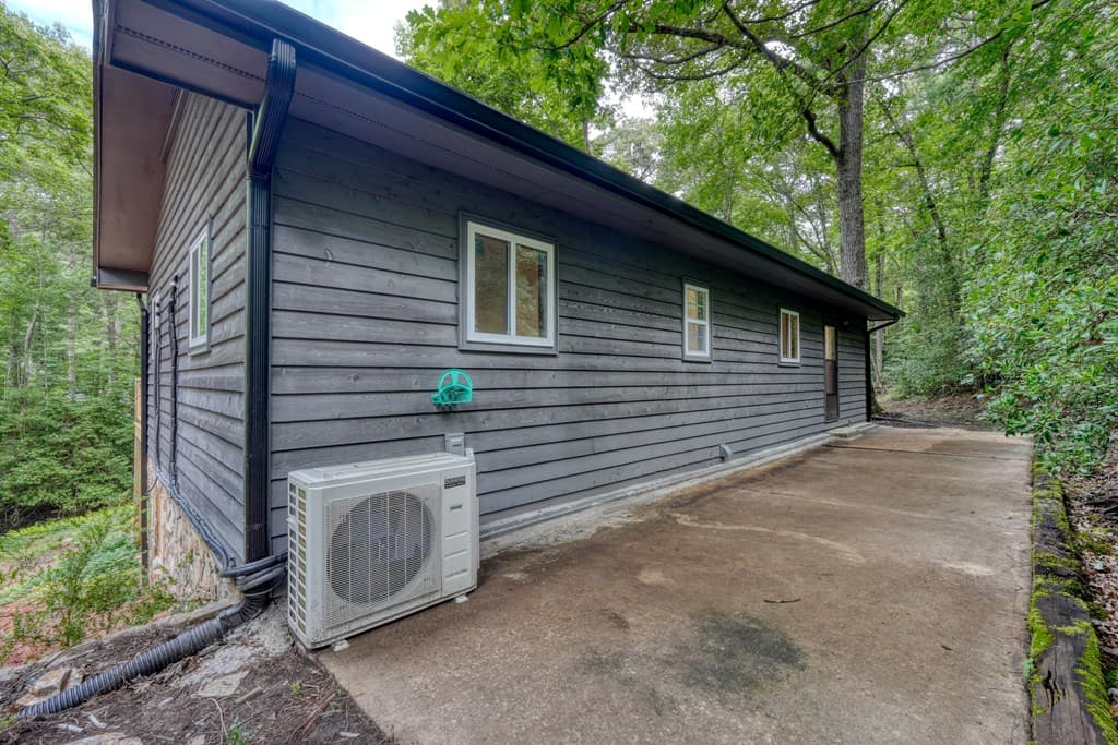 198 Big Rock Drive, Hayesville NC 28904 - Photo