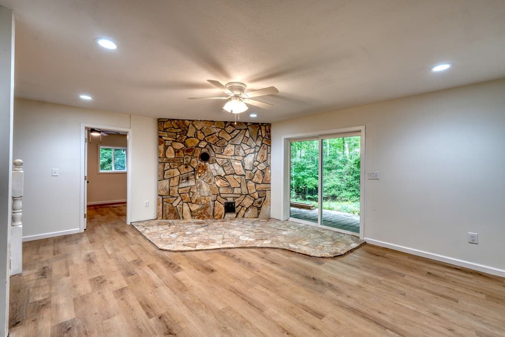 198 Big Rock Drive, Hayesville NC 28904 - Photo
