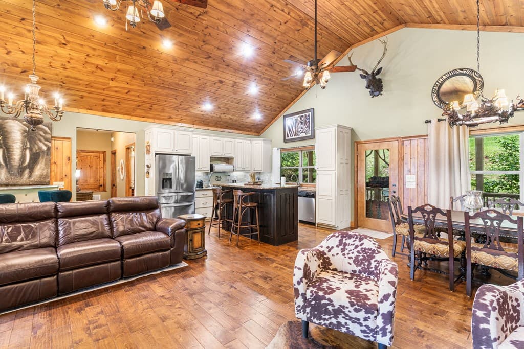 85 Buena Vista Drive, Hayesville NC 28904 - Photo