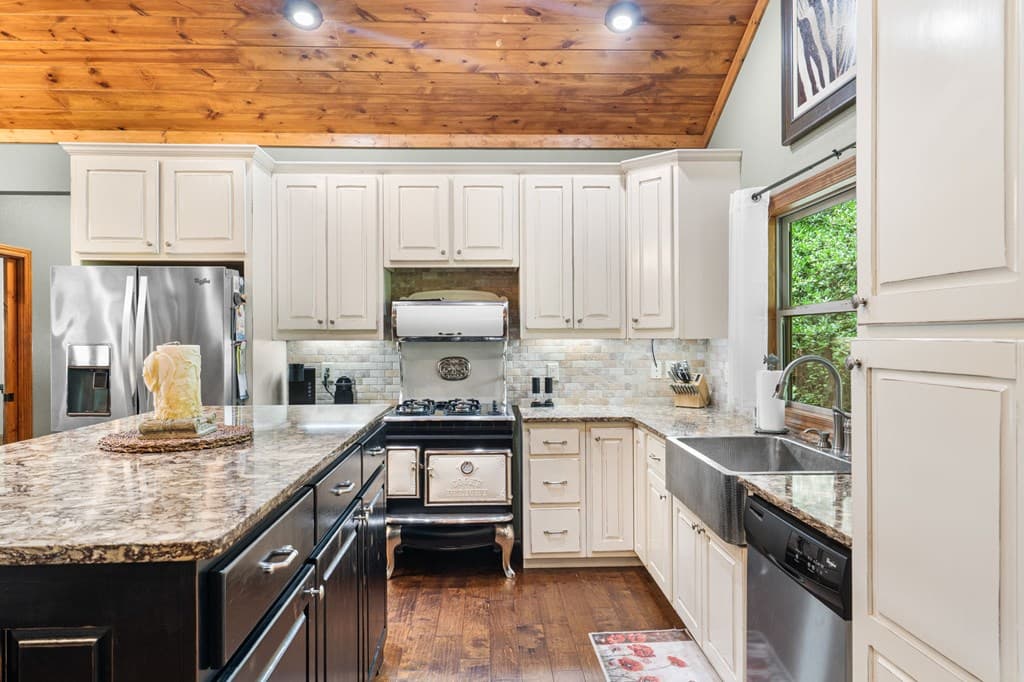 85 Buena Vista Drive, Hayesville NC 28904 - Photo