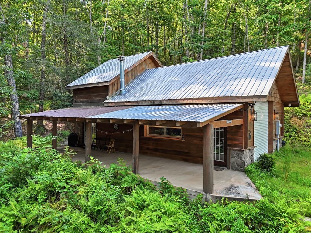 50 Pigeon Creek Road, Blue Ridge GA 30513 - Photo