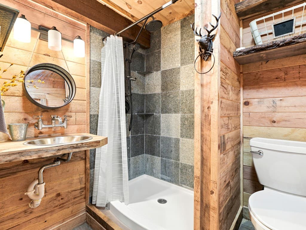 50 Pigeon Creek Road, Blue Ridge GA 30513 - Photo