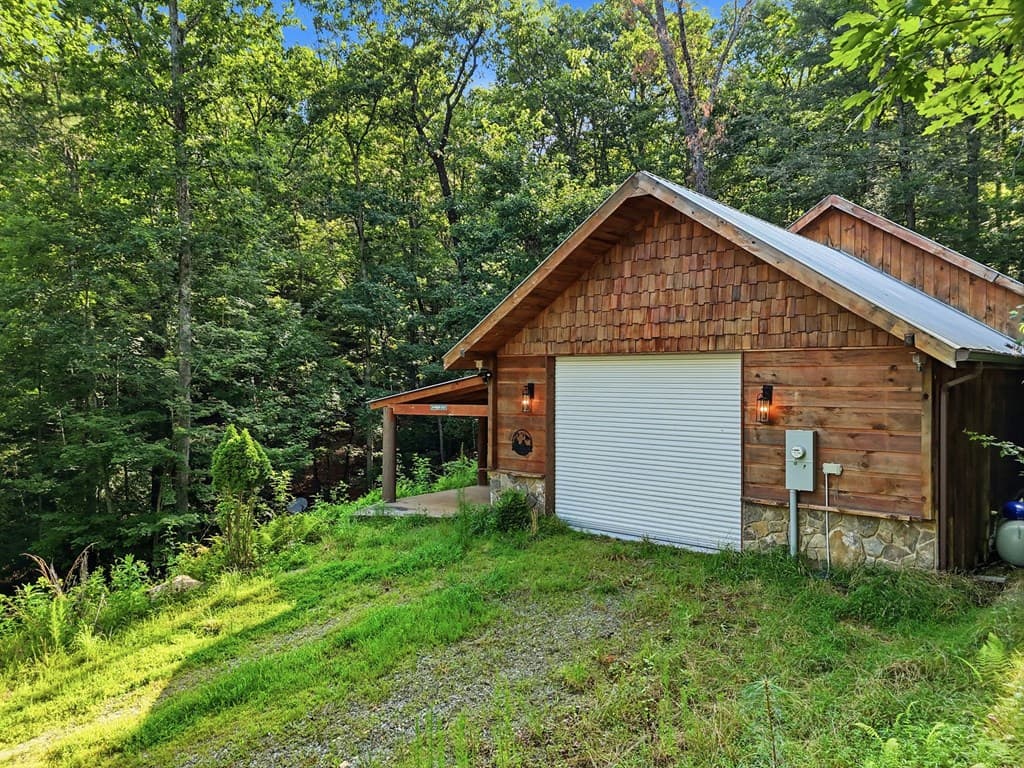 50 Pigeon Creek Road, Blue Ridge GA 30513 - Photo