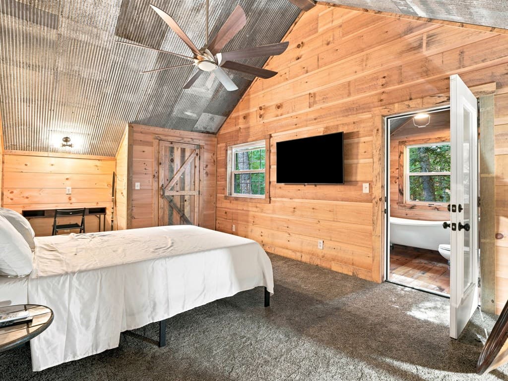 50 Pigeon Creek Road, Blue Ridge GA 30513 - Photo