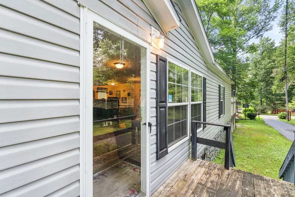 108 Leisure Woods Lane, Hiawassee GA 30546 - Photo