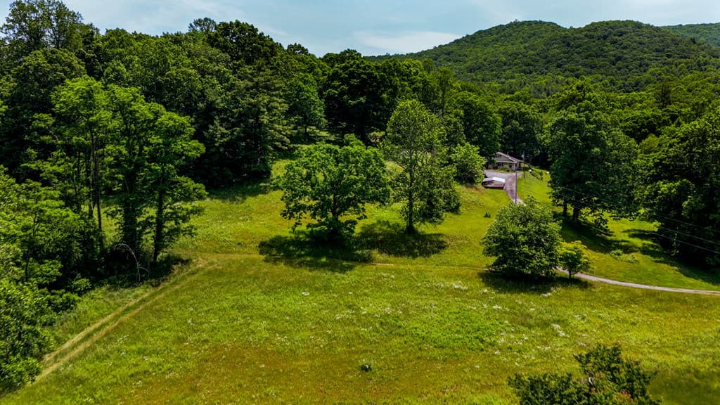 239 Glenn Elliott Road, Suches GA 30572 - Photo