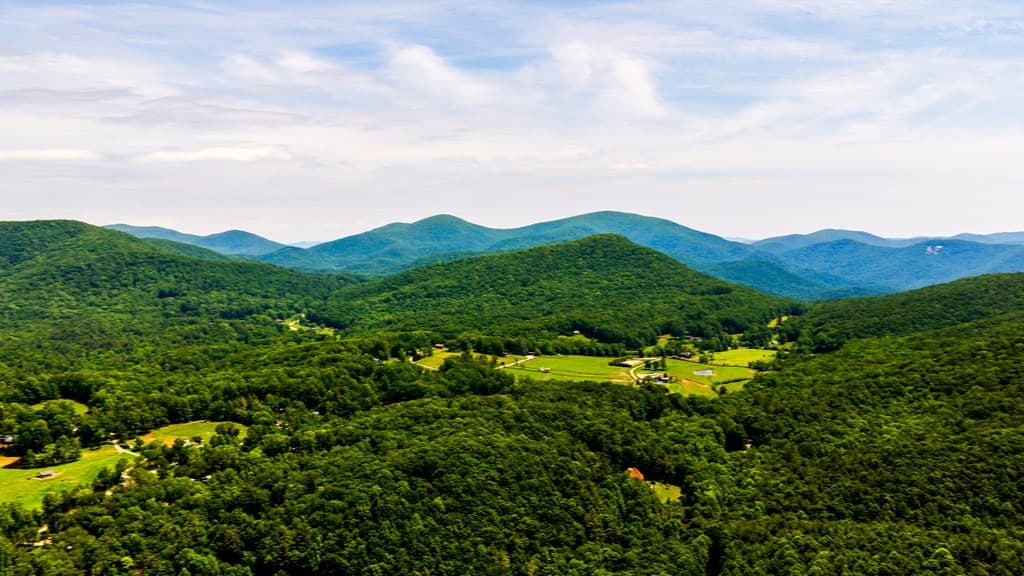239 Glenn Elliott Road, Suches GA 30572 - Photo