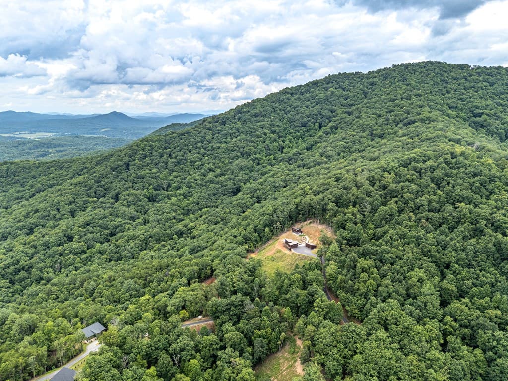 629 Peaks Drive, Hayesville NC 28904 - Photo