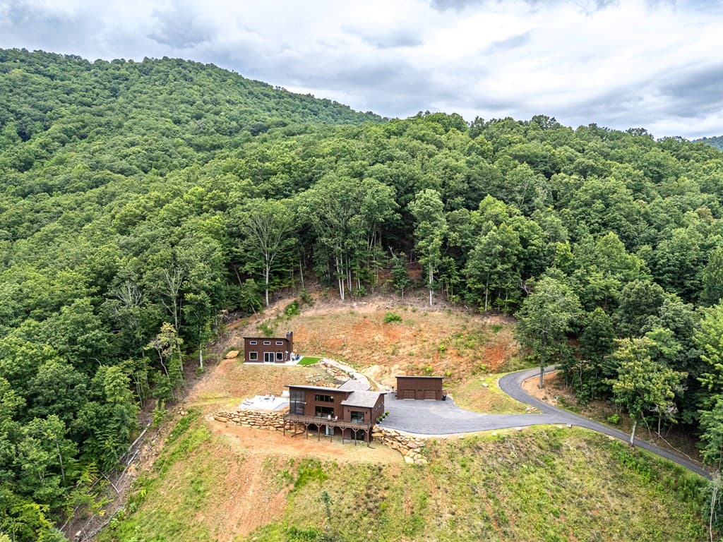 629 Peaks Drive, Hayesville NC 28904 - Photo