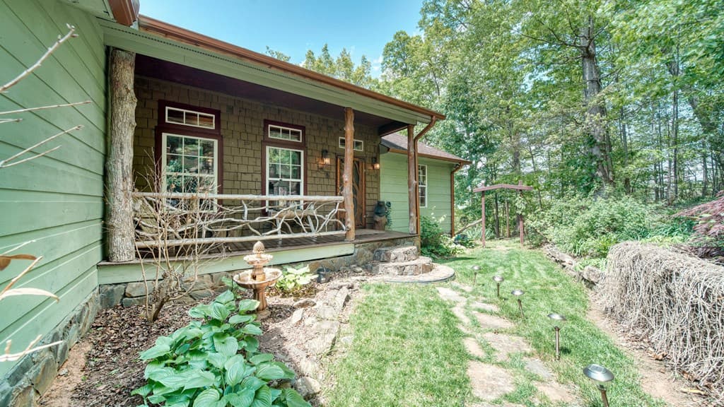 911 Summit Way, Blairsville GA 30512 - Photo