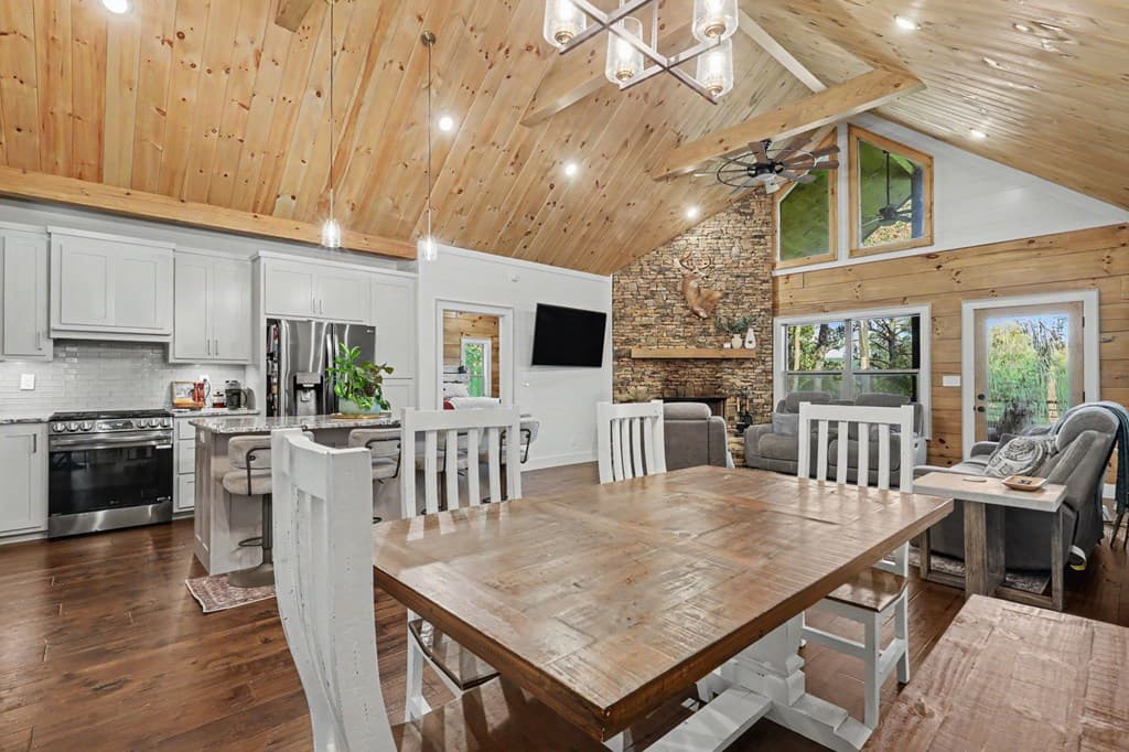 240 Pink Pig Lane, Cherry Log GA 30522 - Photo