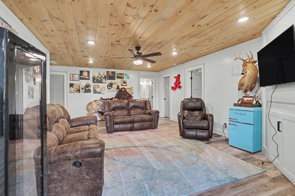 240 Pink Pig Lane, Cherry Log GA 30522 - Photo