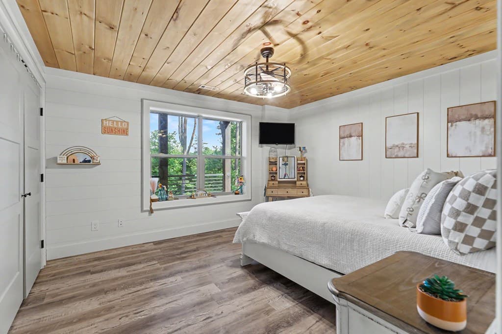 240 Pink Pig Lane, Cherry Log GA 30522 - Photo