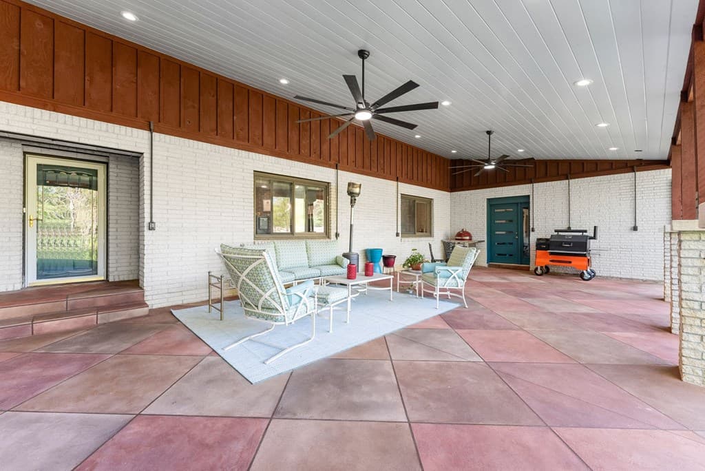 153 Trackrock Gap Road, Blairsville GA 30512 - Photo