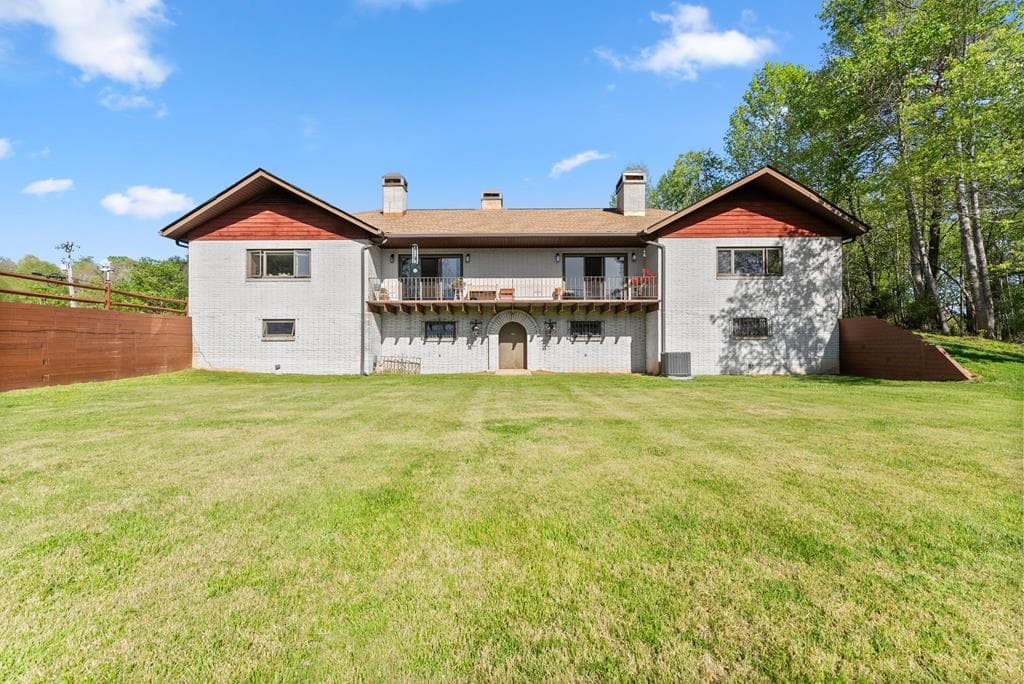 153 Trackrock Gap Road, Blairsville GA 30512 - Photo