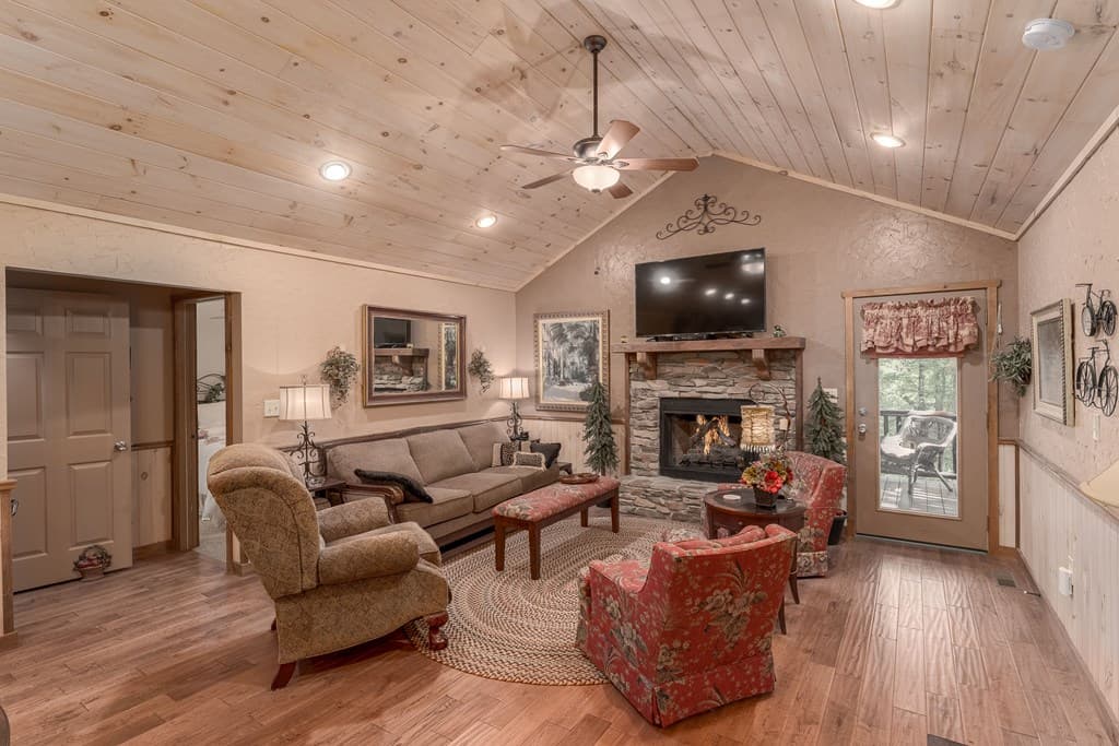 337 Branch Creek Road, Blue Ridge GA 30513 - Photo
