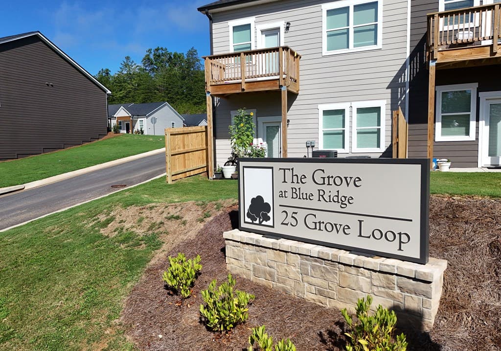 25 Grove Loop, Blue Ridge GA 30513 - Photo