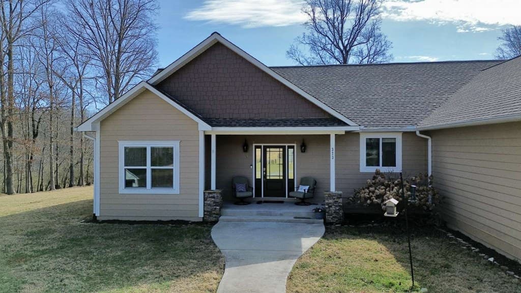 373 New Forest Road, Young Harris GA 30582 - Photo