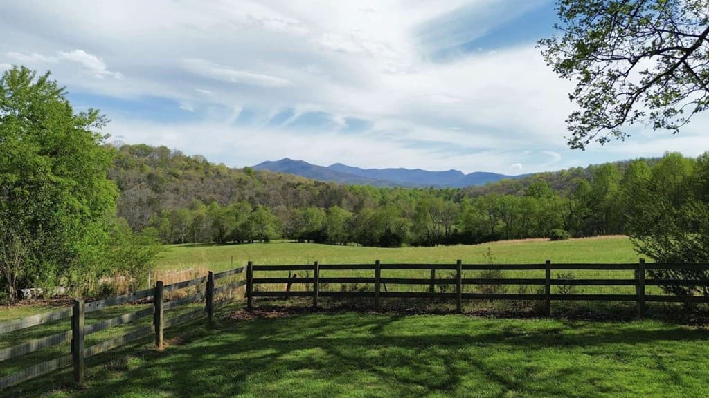 373 New Forest Road, Young Harris GA 30582 - Photo