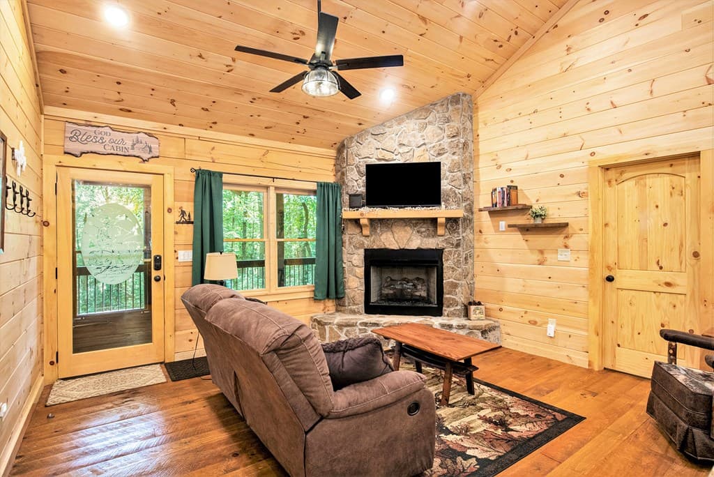 680 Hidden Lakes Drive, Cherry Log GA 30522 - Photo