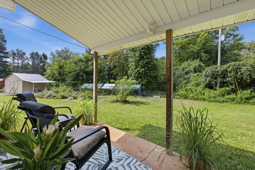 6 Ledford Chapel Road, Hayesville NC 28904 - Photo