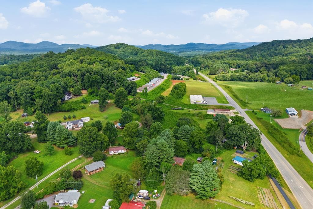 6 Ledford Chapel Road, Hayesville NC 28904 - Photo