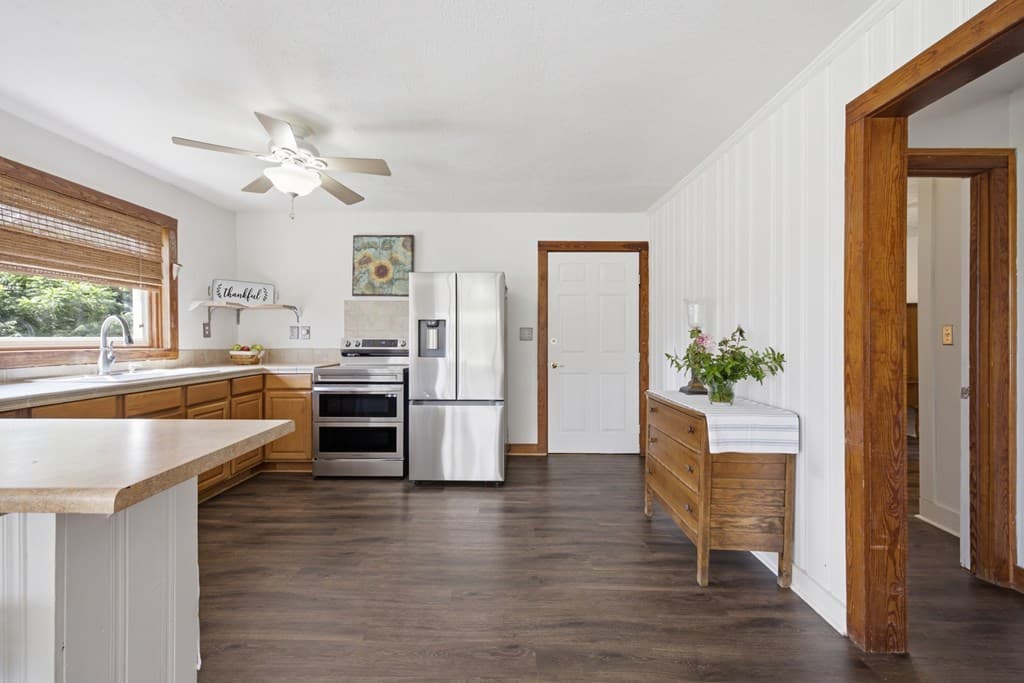 6 Ledford Chapel Road, Hayesville NC 28904 - Photo