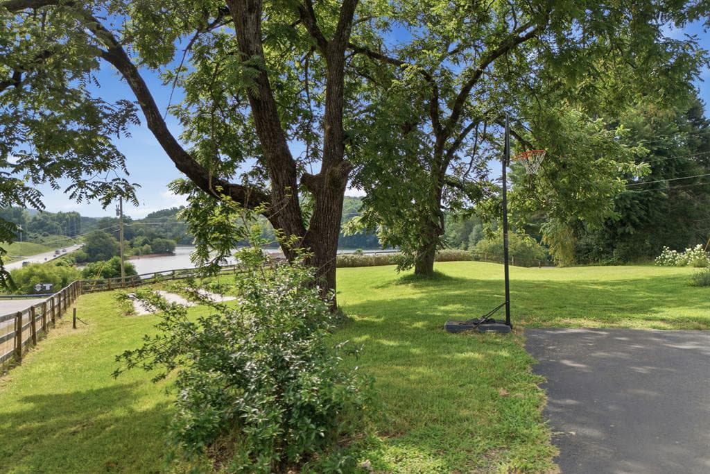 6 Ledford Chapel Road, Hayesville NC 28904 - Photo