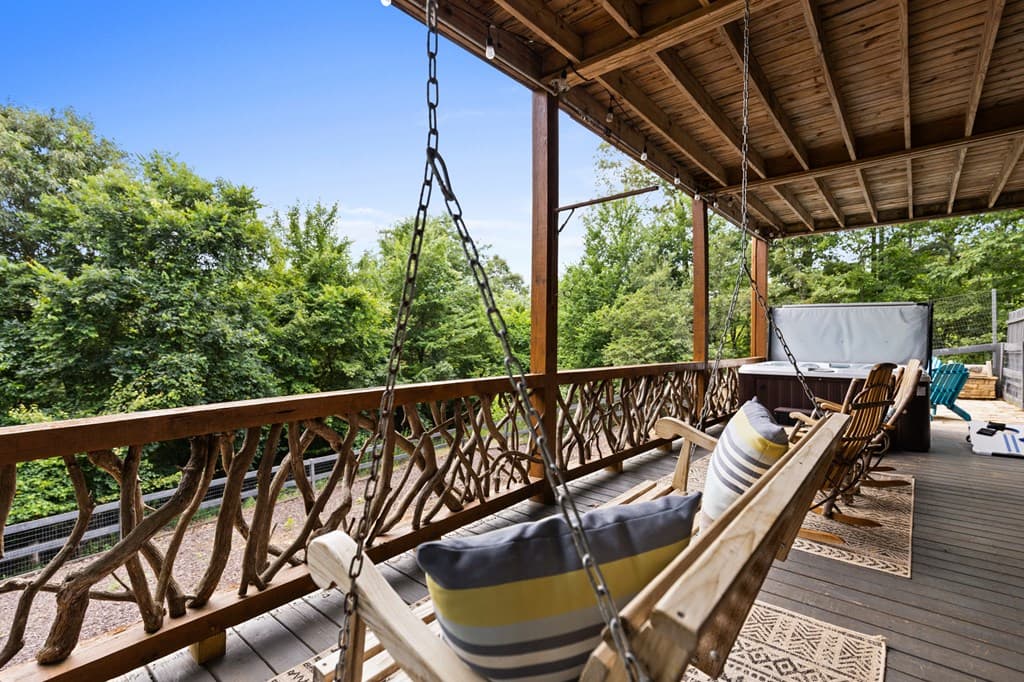 98 Shalom Lane, Blue Ridge GA 30513 - Photo