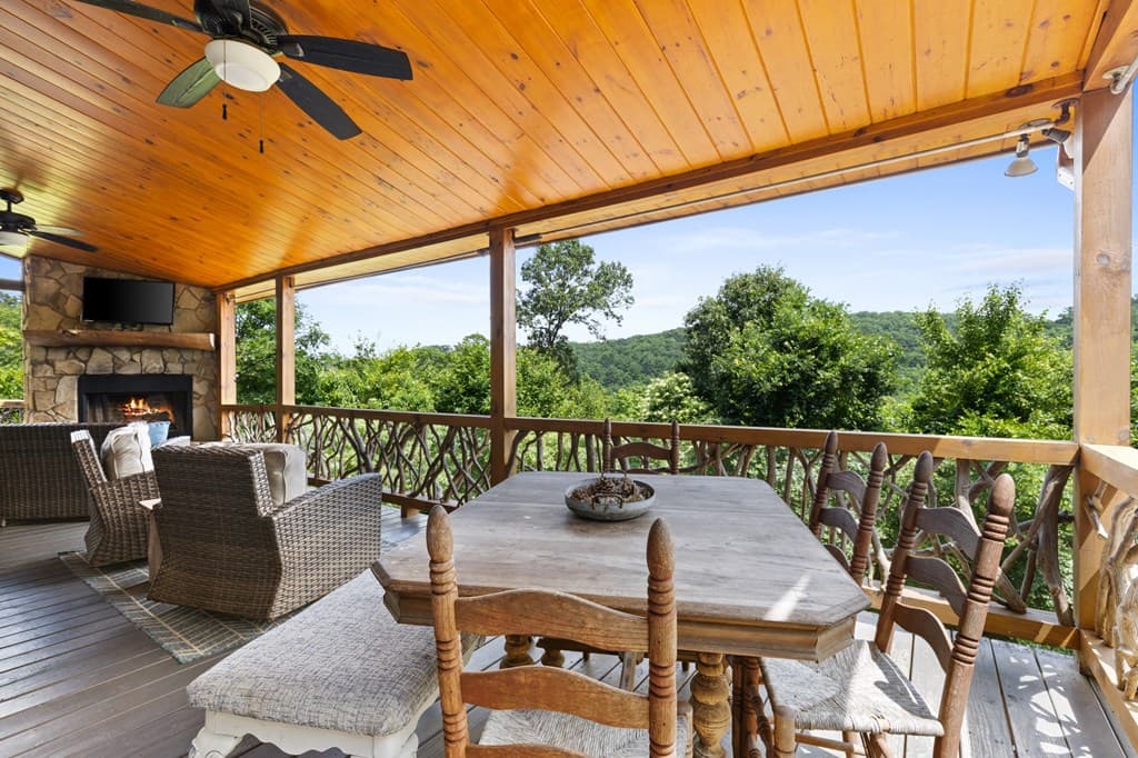 98 Shalom Lane, Blue Ridge GA 30513 - Photo