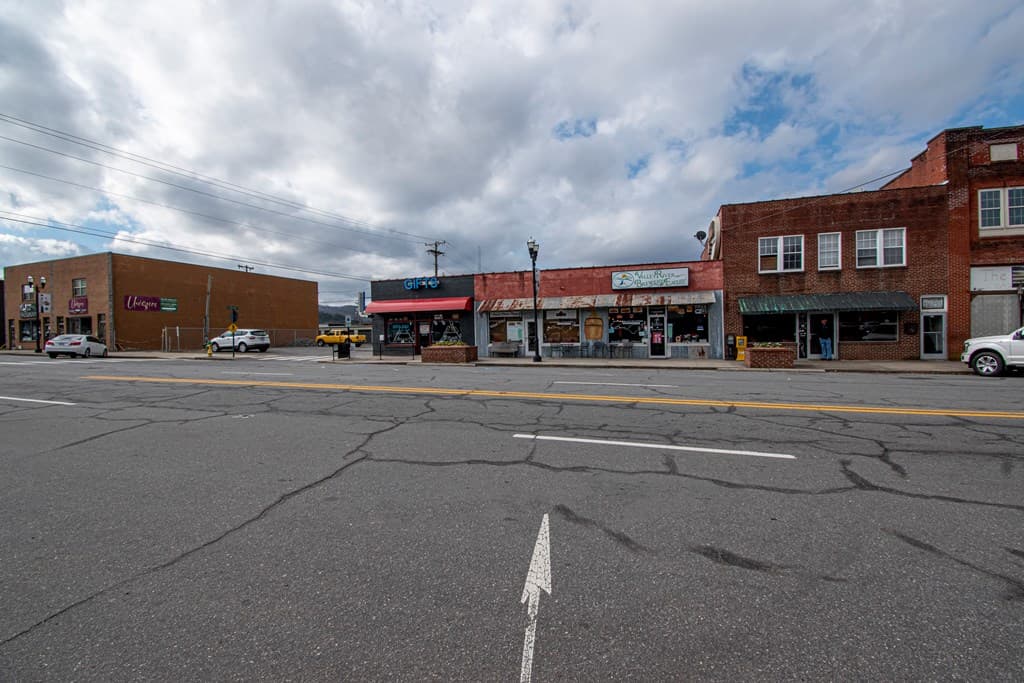 71 Tennessee Street, Murphy NC 28906 - Photo