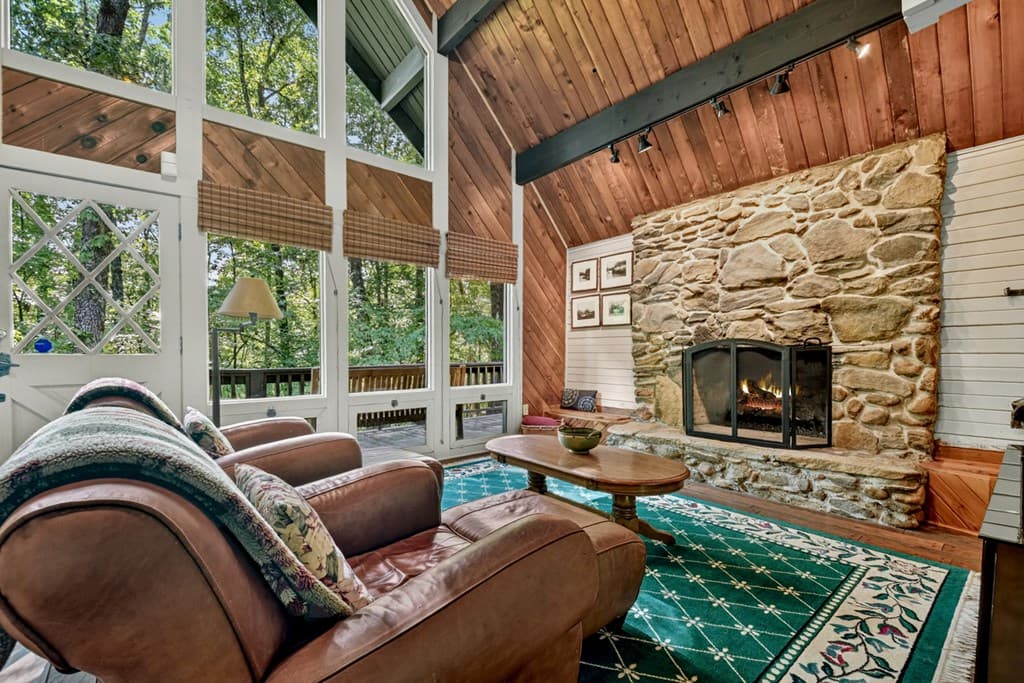 685 Cross Creek, Mineral Bluff GA 30559 - Photo