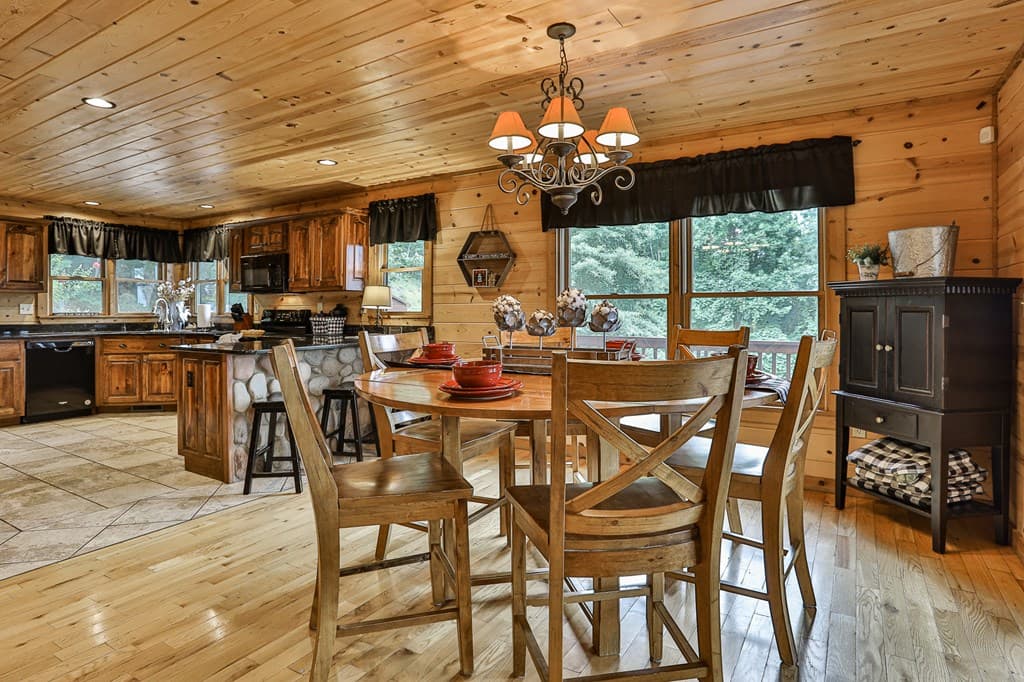 175 Cochise Road, Blue Ridge GA 30513 - Photo