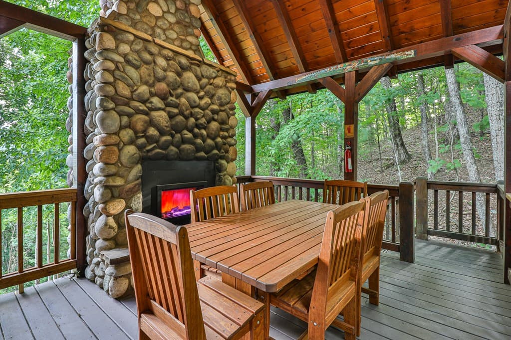 175 Cochise Road, Blue Ridge GA 30513 - Photo
