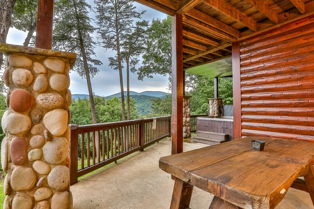 175 Cochise Road, Blue Ridge GA 30513 - Photo