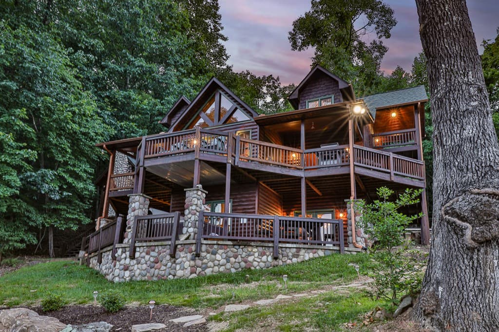 175 Cochise Road, Blue Ridge GA 30513 - Photo