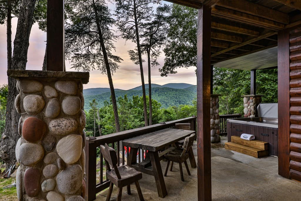 175 Cochise Road, Blue Ridge GA 30513 - Photo