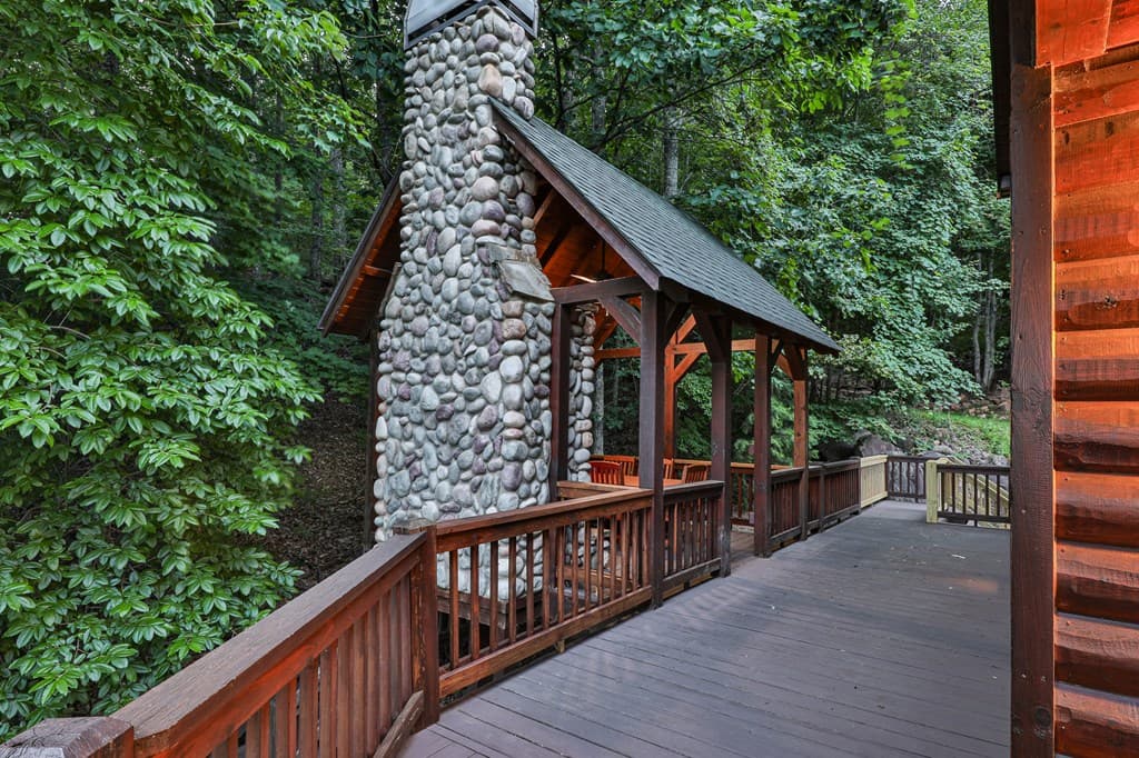 175 Cochise Road, Blue Ridge GA 30513 - Photo