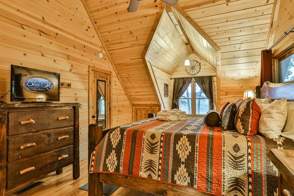 175 Cochise Road, Blue Ridge GA 30513 - Photo