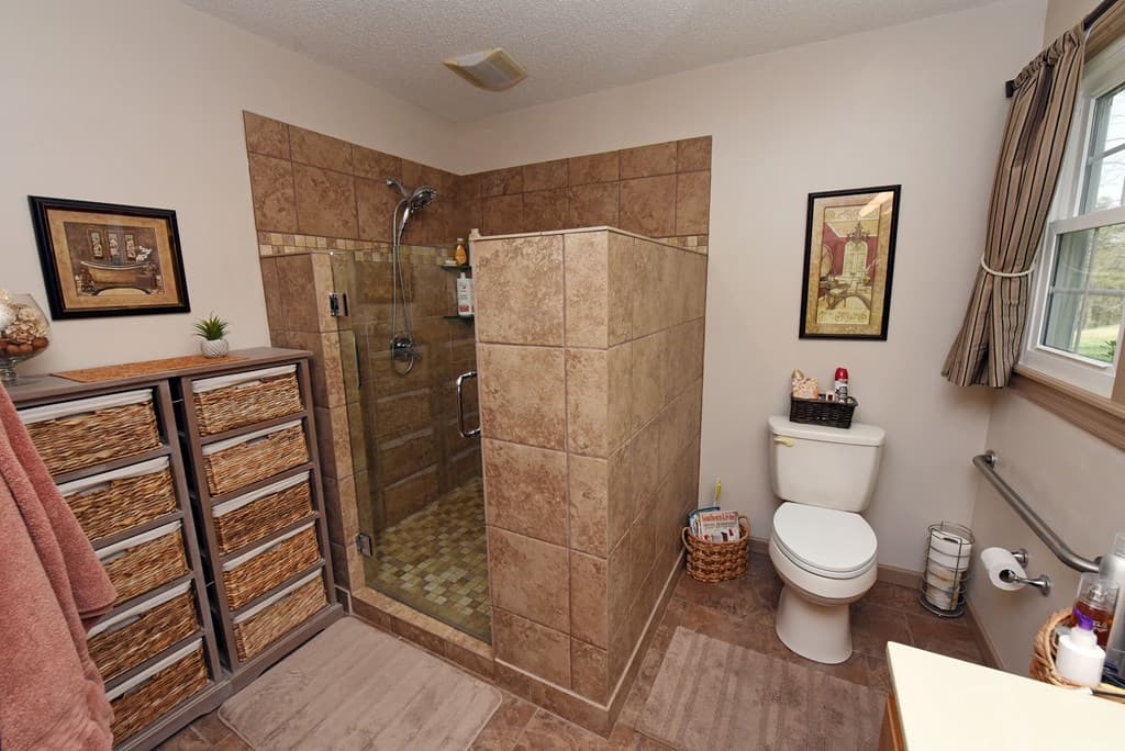 38 Oakwood Drive, Blue Ridge GA 30513 - Photo