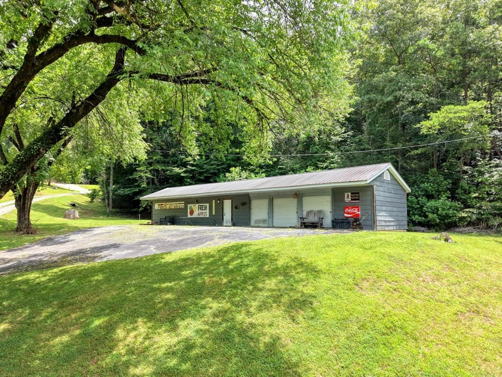 119 Satterfield Place, Blairsville GA 30512 - Photo