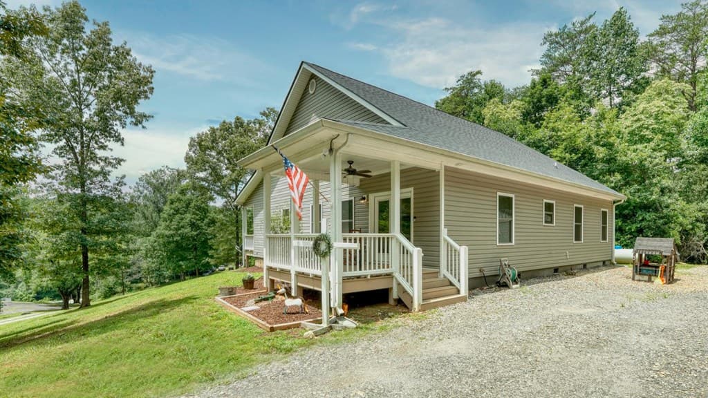 119 Satterfield Place, Blairsville GA 30512 - Photo
