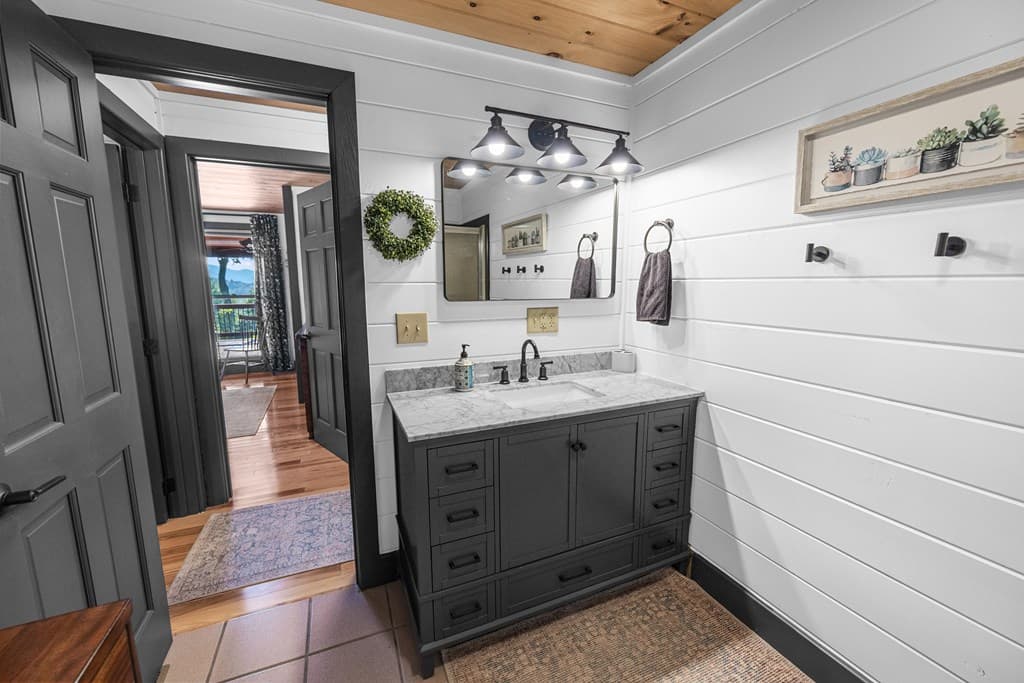 832 Scenic Mountain View Road, Blue Ridge GA 30512 - Photo