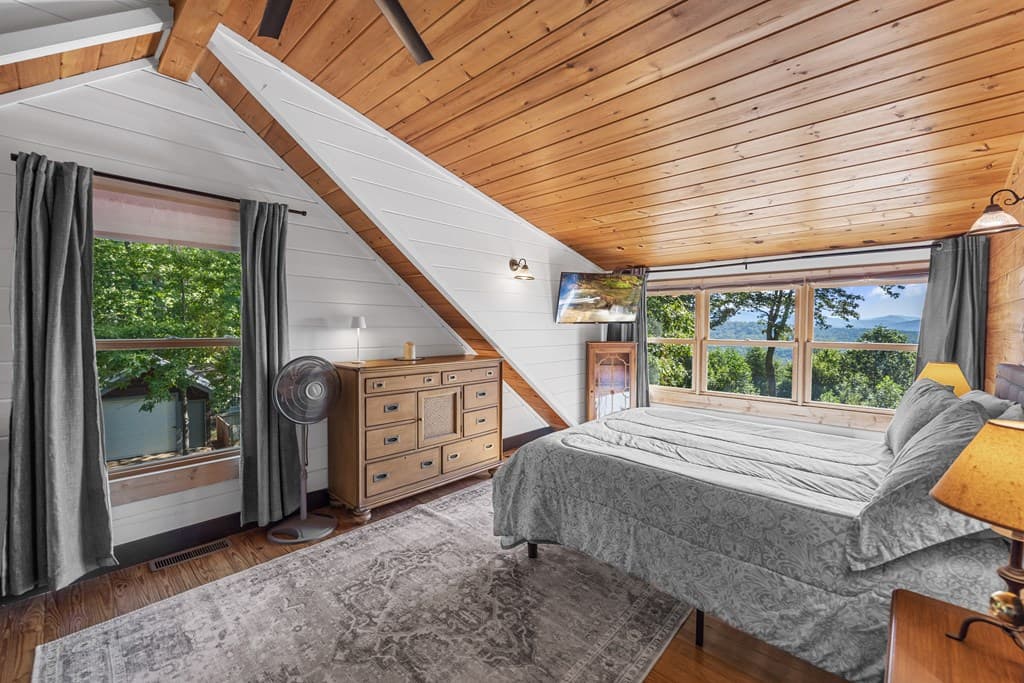 832 Scenic Mountain View Road, Blue Ridge GA 30512 - Photo