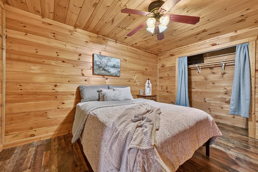 199 Hillsdale Drive, Ellijay GA 30540 - Photo