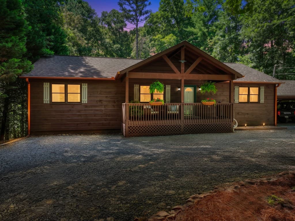 199 Hillsdale Drive, Ellijay GA 30540 - Photo