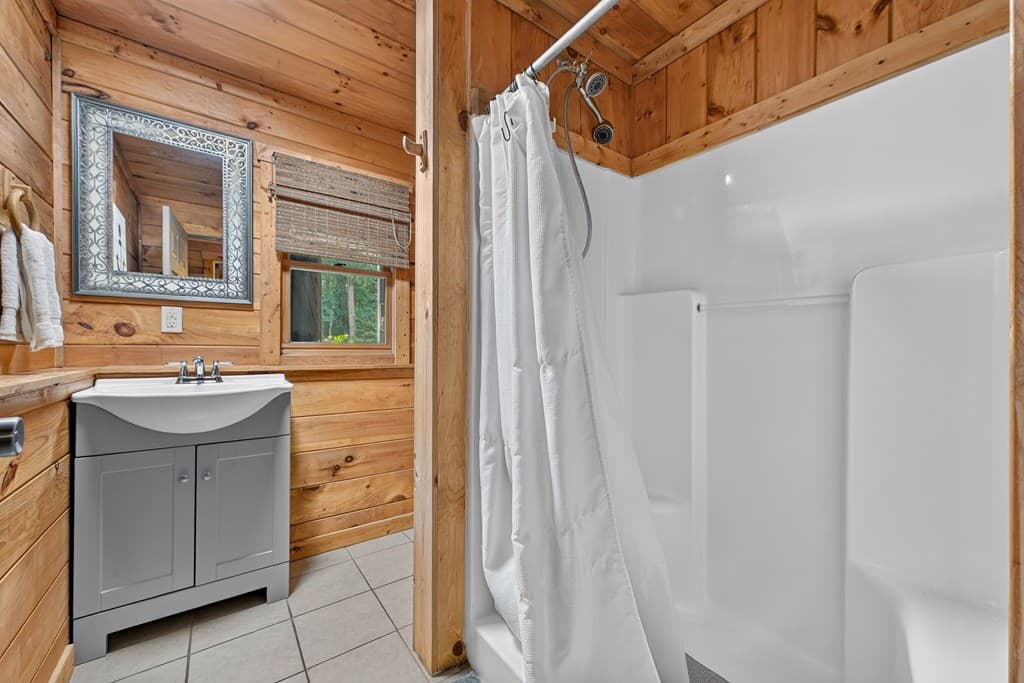 199 Hillsdale Drive, Ellijay GA 30540 - Photo